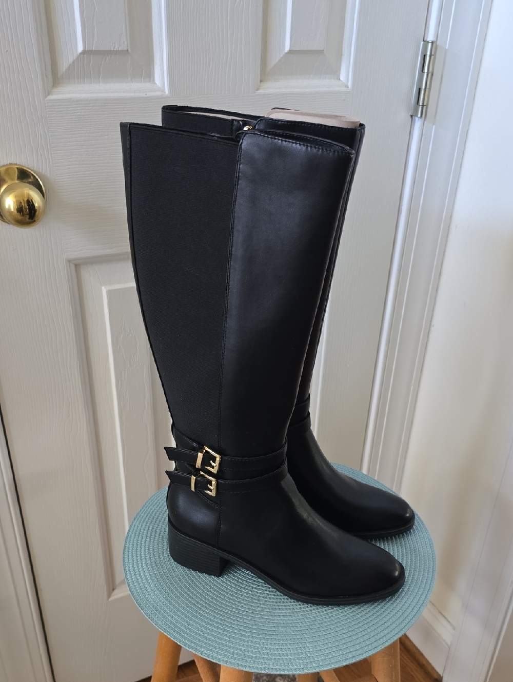 UNISA Brand Women's Tall Black "Leather" Riding Boots Size 6